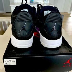 Jordan 3 Retro.